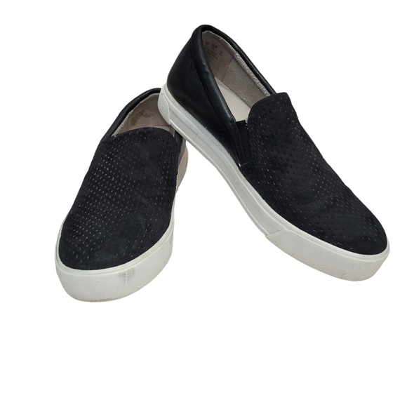 Naturalizer Aileen Slip On Sneaker Size 8 Black - Picture 1 of 11